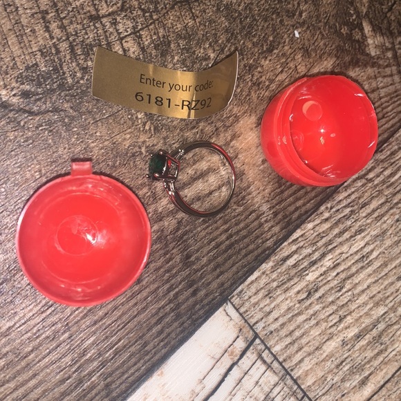 NWT bubbly ring - Picture 3 of 6